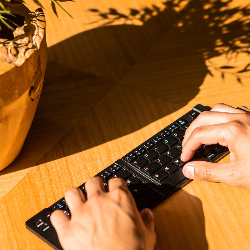 TYPE Keyboard Matte Black - U Speakers